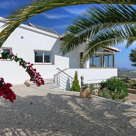 Villa Sleeps 10 Pool Air Con Wifi *