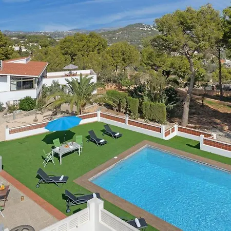 Sleeps 10 Pool Air Con Wifi Calpe